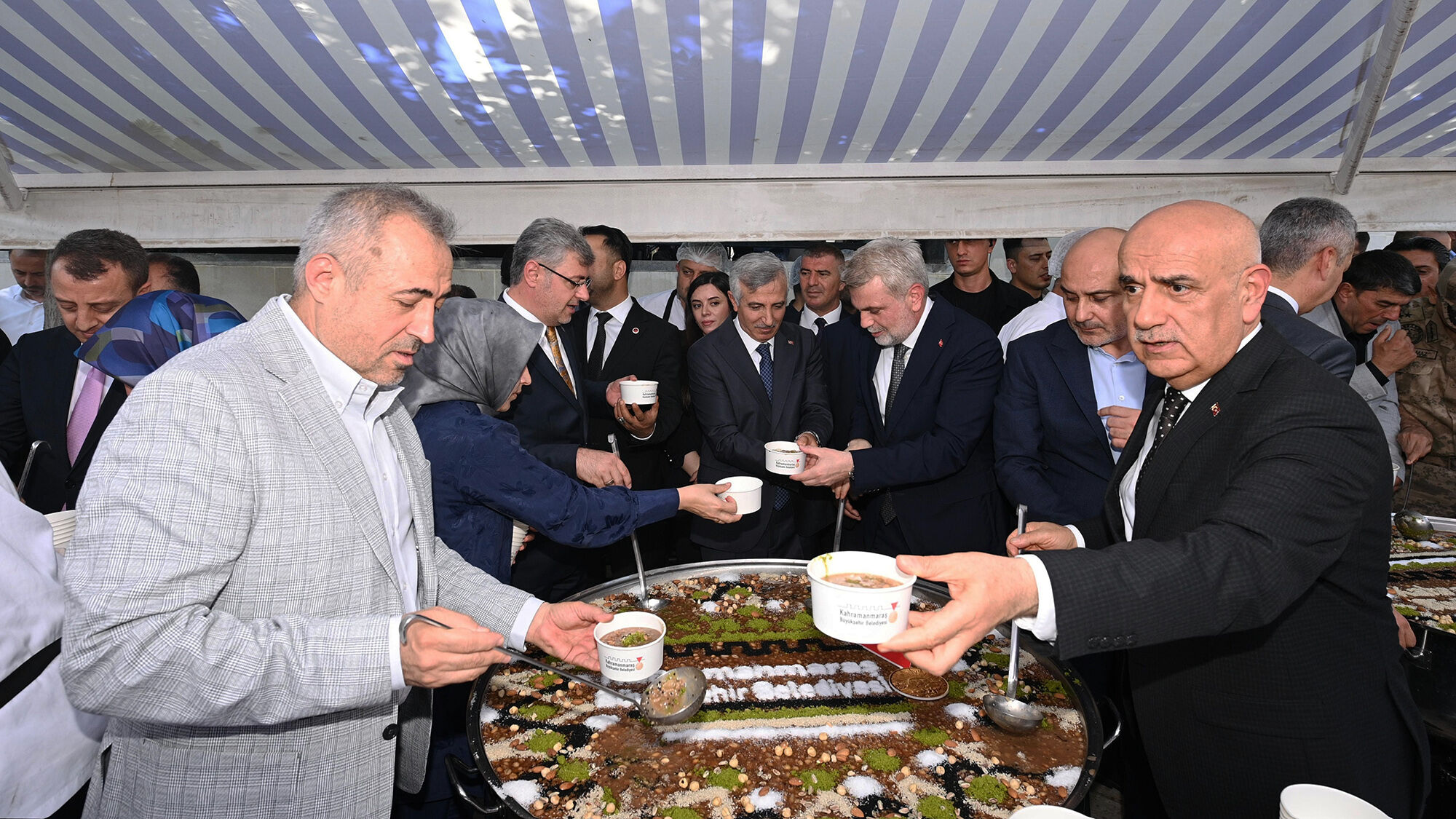 Geleneksel Aşure İkramı (1)