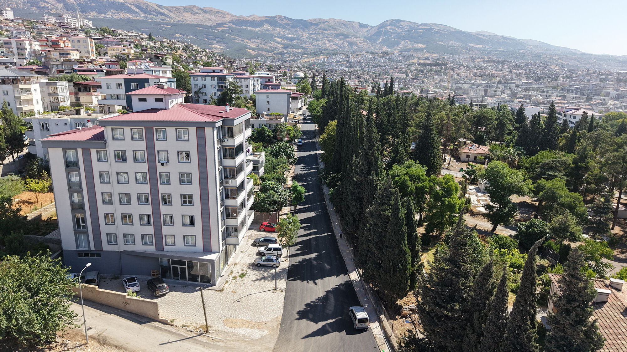 Mükremin Halil Caddesi (3)-1