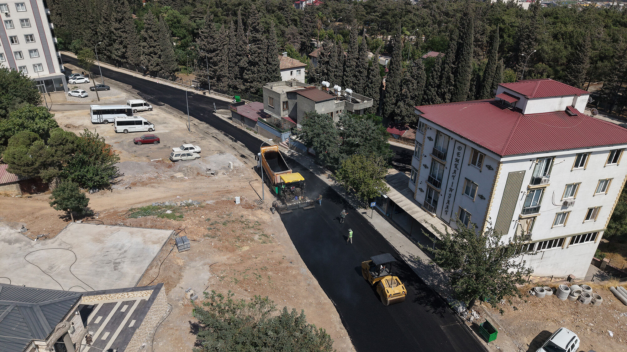 Mükremin Halil Caddesi (3)