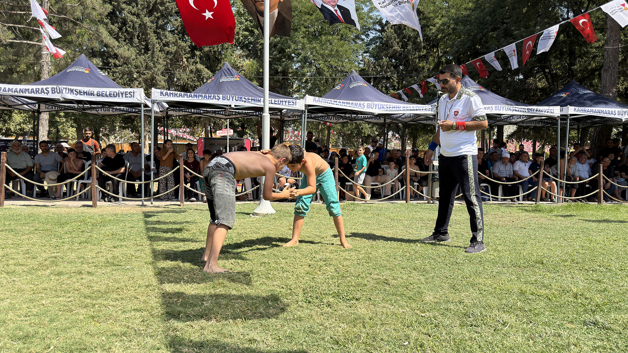 Geleneksel Ağustos Fuarı Güreşleri3.Jpg