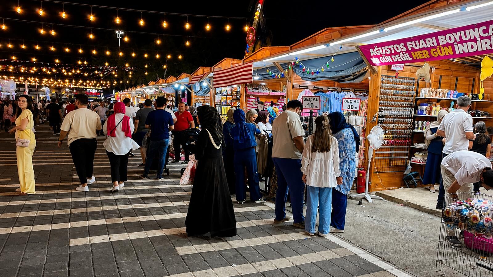 Ağustos Fuarı (2)