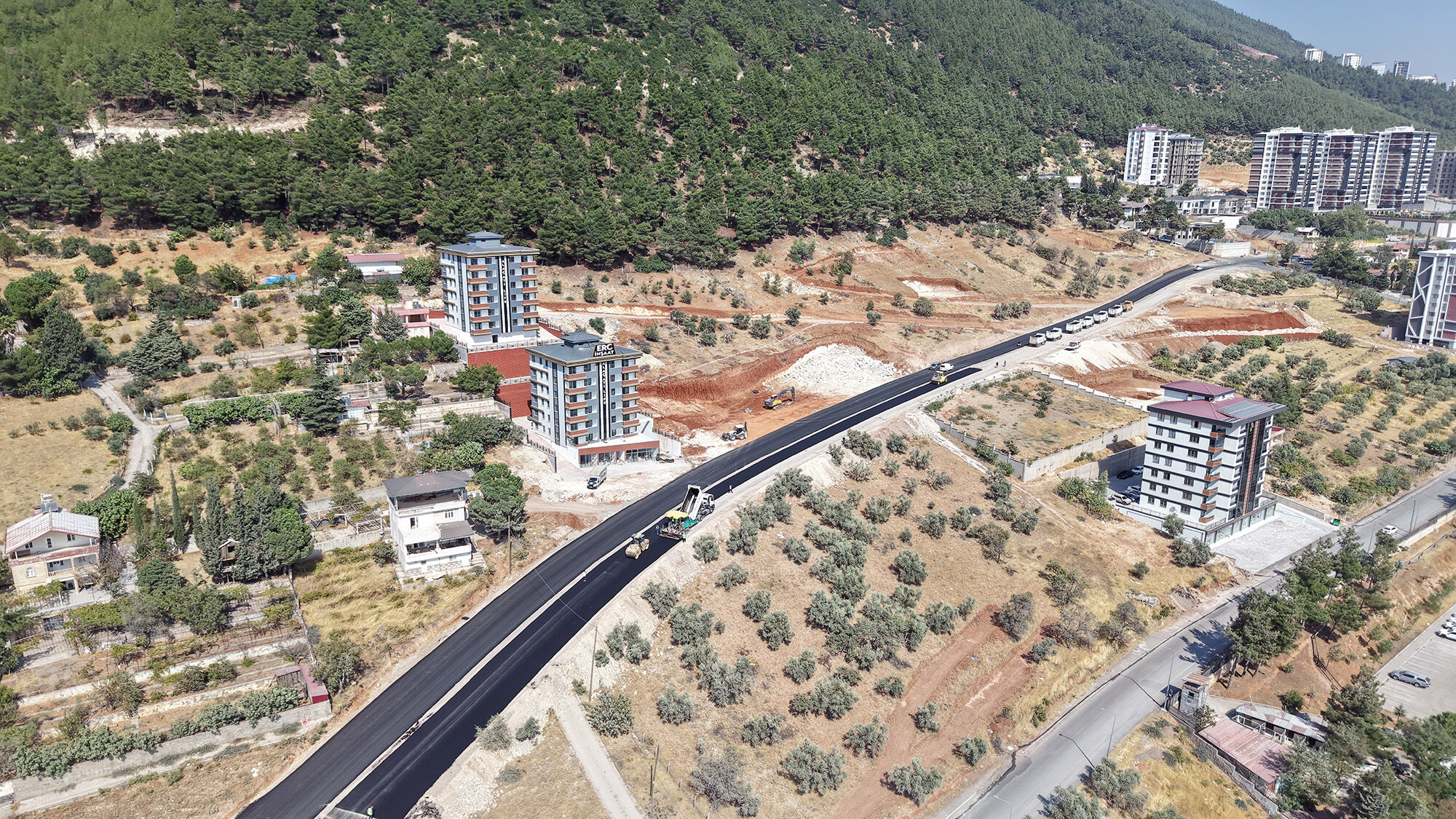 Cumhuriyet Mahallesi Asfalt12