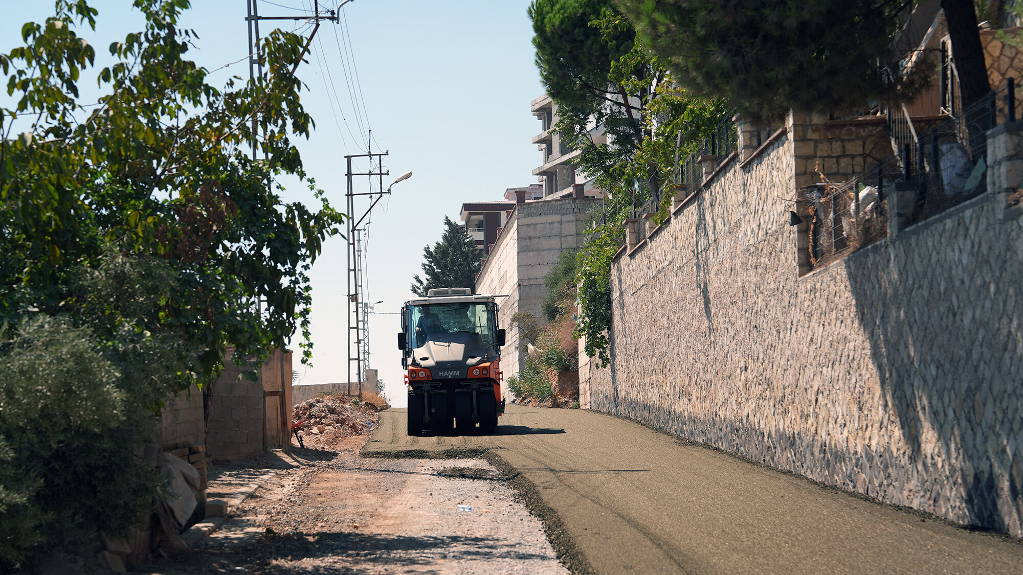 Katip Çelebi Caddesi (2)