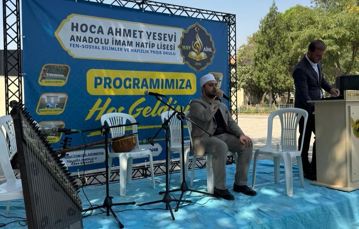 Dünya birincisi hafız Kahramanmaraş’ta Kur’an-ı Kerim okudu