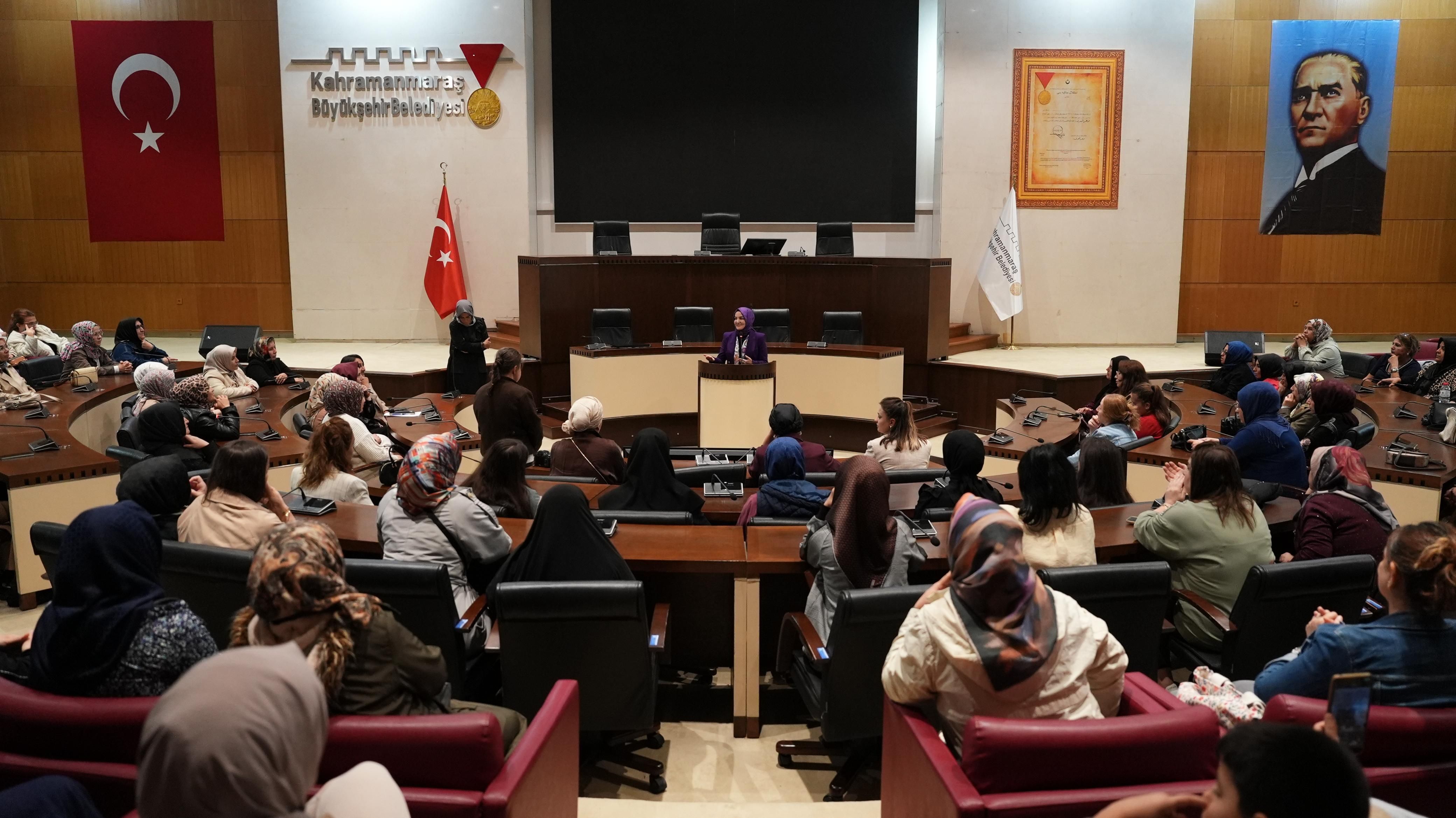 Kahraman Kadın Pazar Yeri4