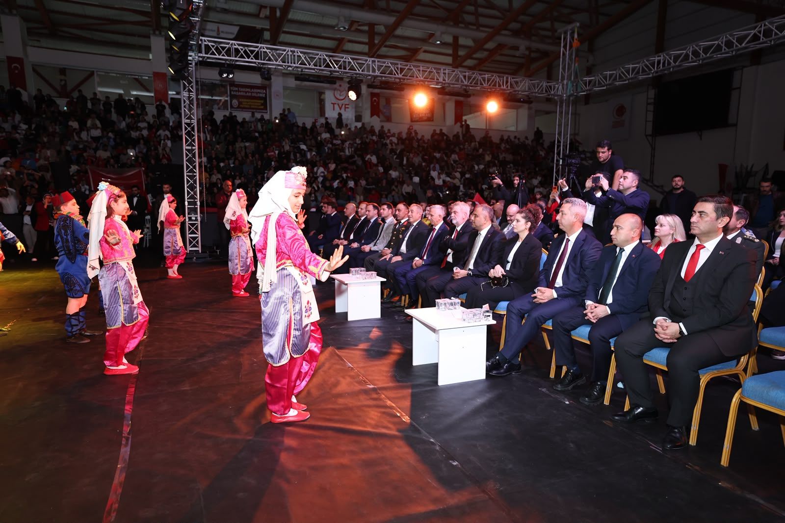 Konser (1)