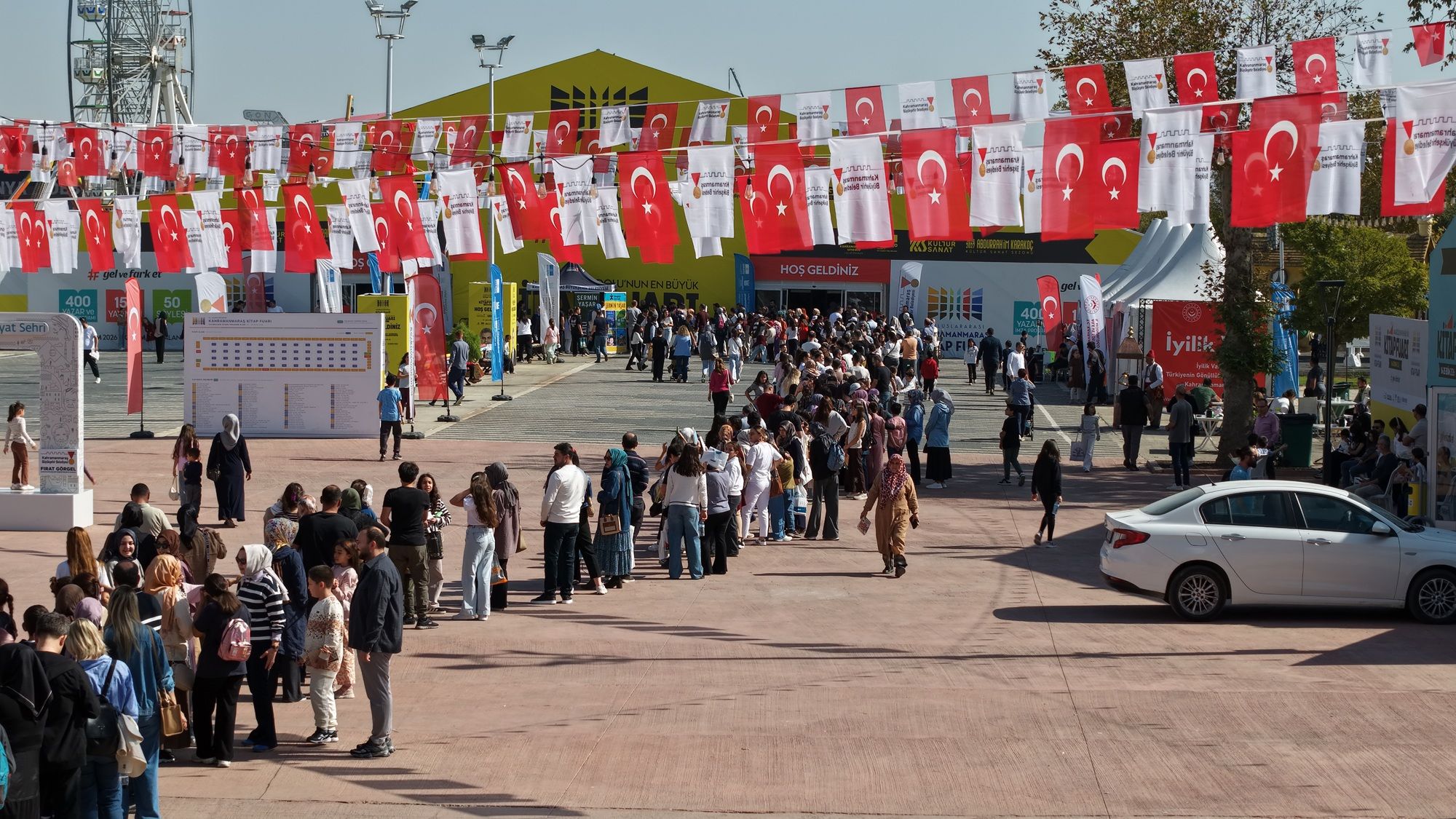 Şermin Yaşar İmza Günü7