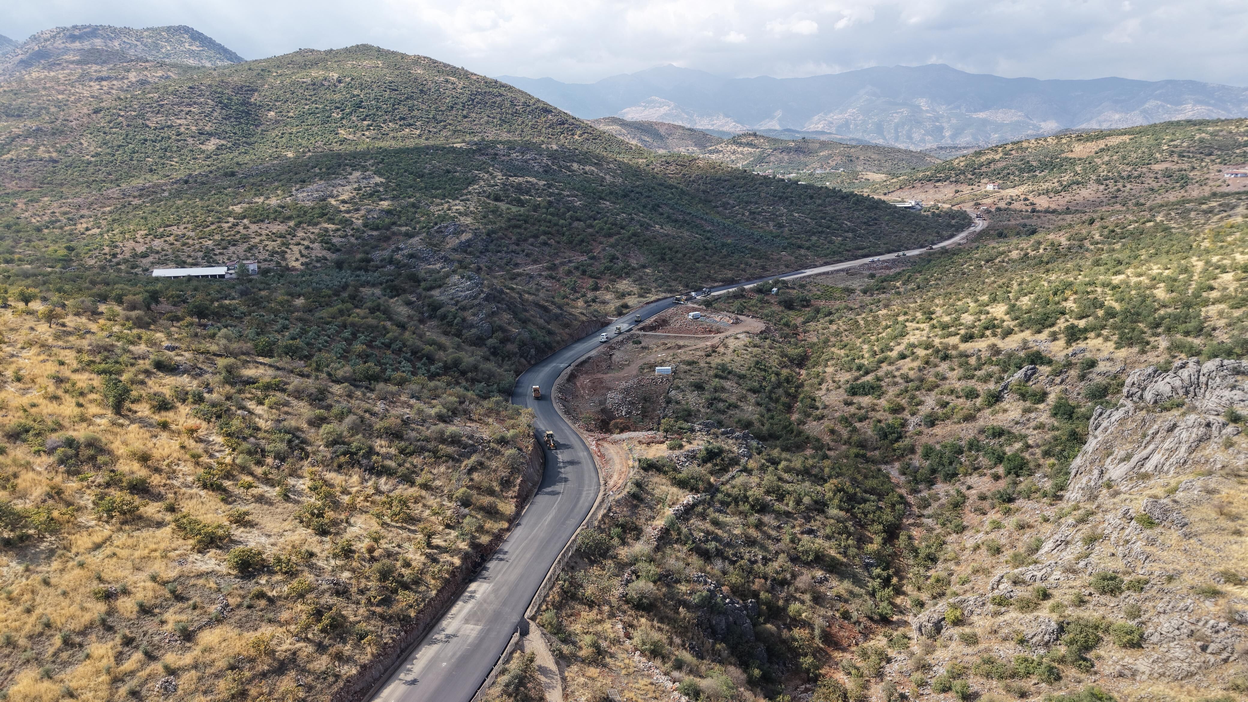 Türkoğlu’nda 7 Mahalle İçin Büyük Yol Hamlesi: 5 Kilometrelik Güzergâh Yenileniyor